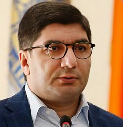 Մեսրոպ Մանուկյան